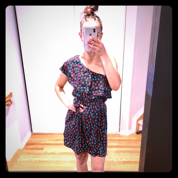 One-Shoulder Summer Dress - Picture 2 of 7